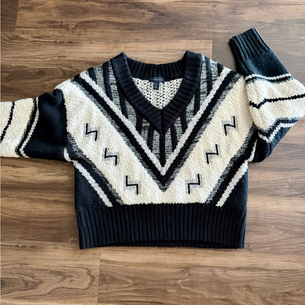 Topshop Black and White V-Neck Sweater
